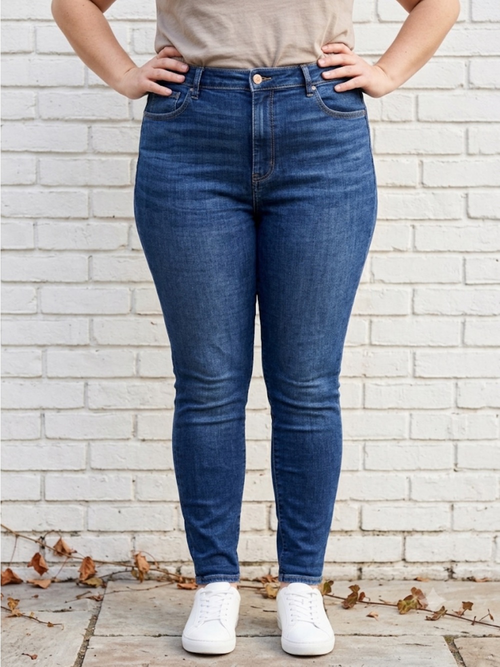 American Eagle Super High‑Rise Jeggings – Size 16 | Stretch Denim Curve‑Friendly
